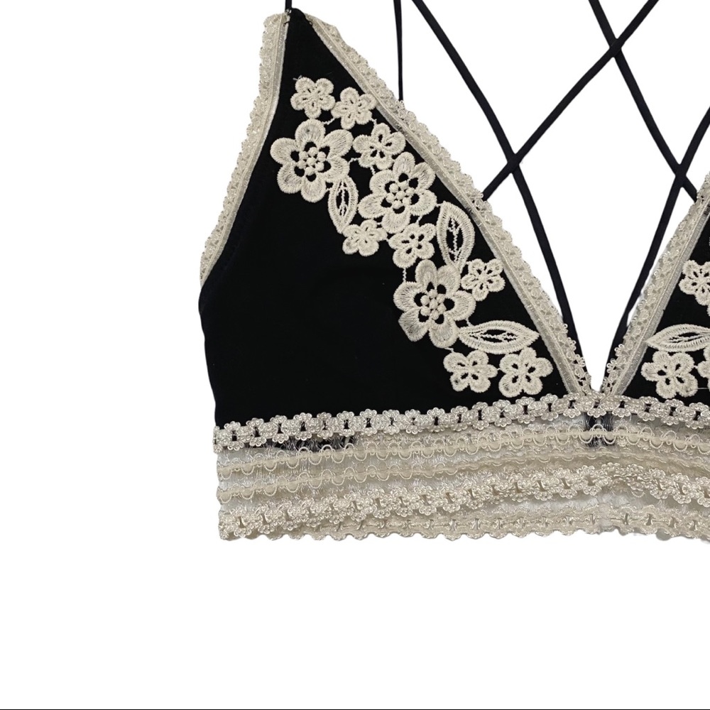 Intimately Free People Cheyenne Strappy Bralette Floral Embellishment XS - Picture 2 of 8